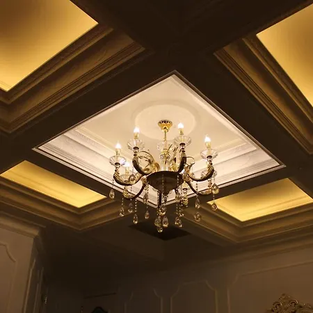 Kingdom With Sauna And Hamam