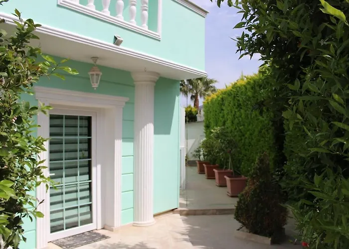 Kingdom With Sauna And Hamam * Nikozja