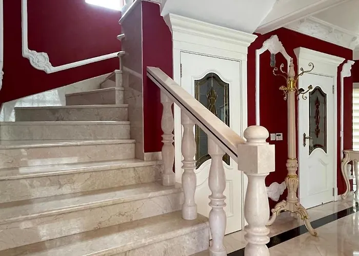 Kingdom With Sauna And Hamam Willa