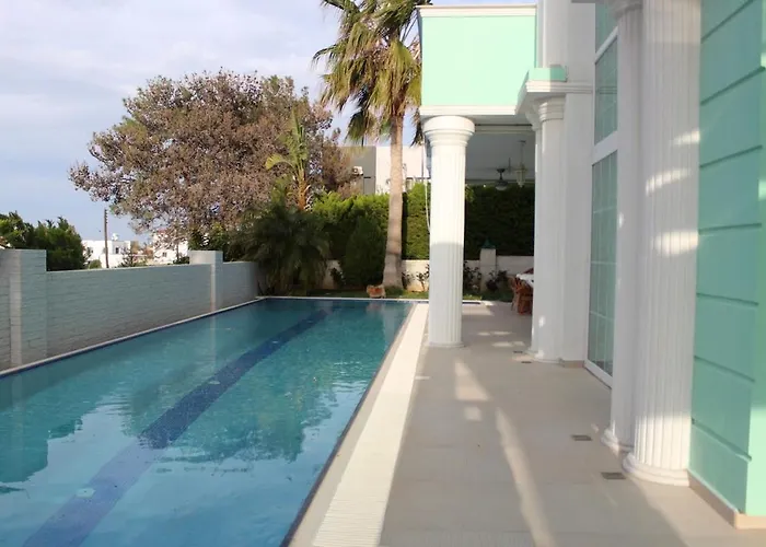 Kingdom With Sauna And Hamam Никосия