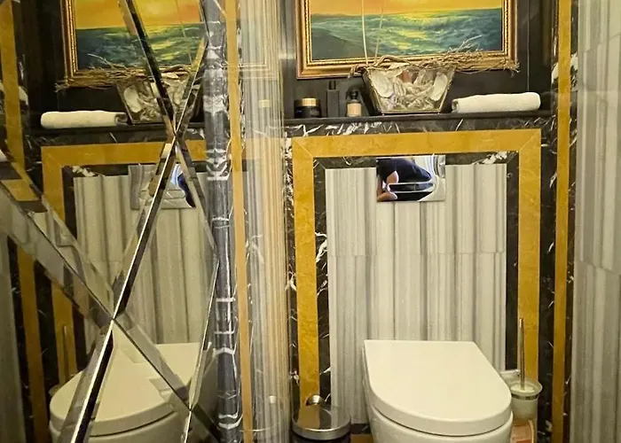 Kingdom With Sauna And Hamam Никосия