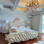 Kingdom With Sauna And Hamam *