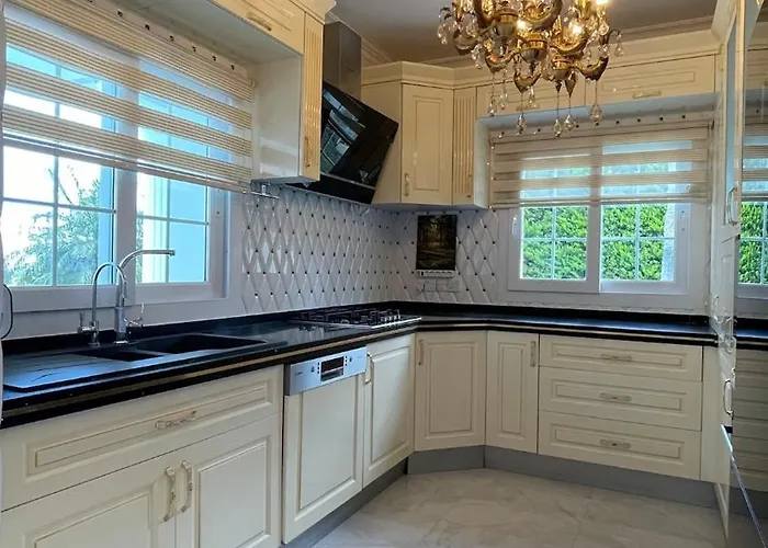 Kingdom With Sauna And Hamam